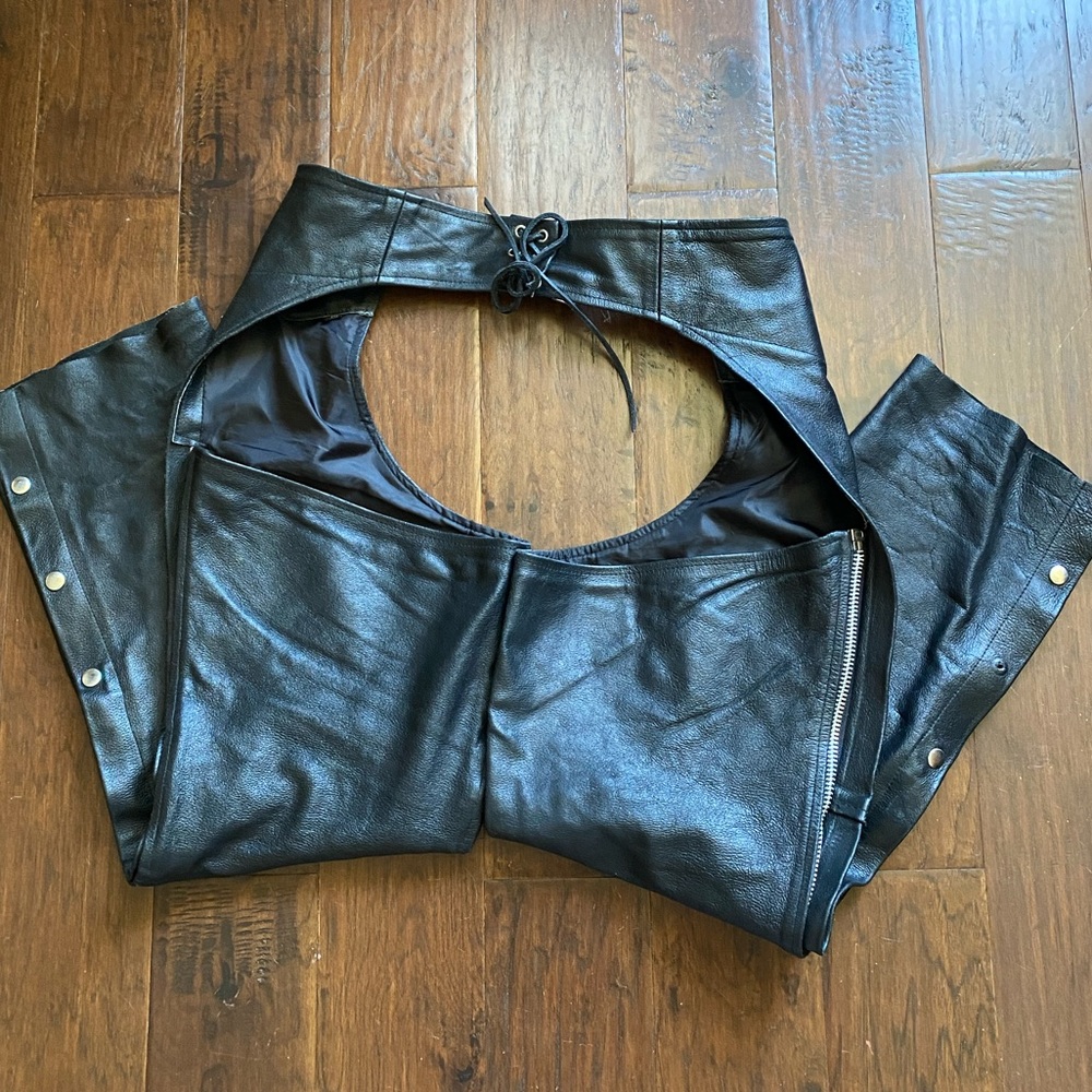 LEATHER CHAPS